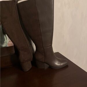 SO Dark Brown Heeled Boots